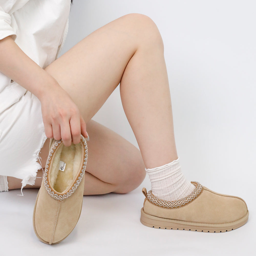 AURISTELA — Braided Elegance Slipper
